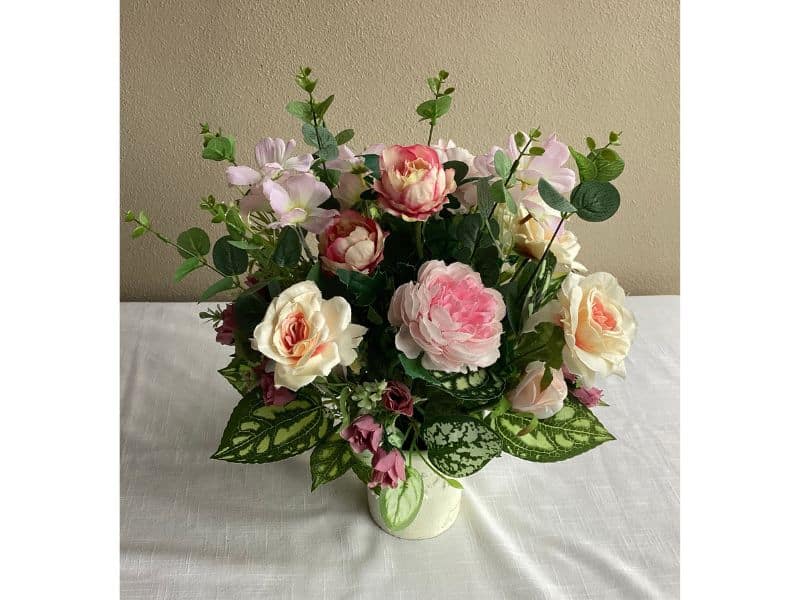 Pink and Peach artificial flowers table decor for hire Auckland