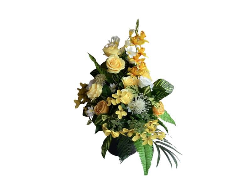 Artificial flowers table decoration yellow and white